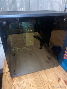 Alza GameBox RTX2060 (Bez disků) + Monitor