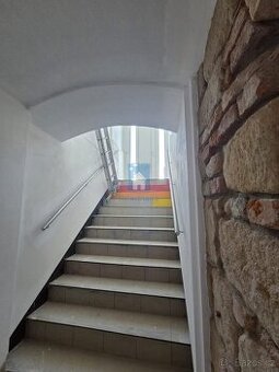 Pronájem komerčního prostoru, Plzeň - Jižní předměstí, ulice