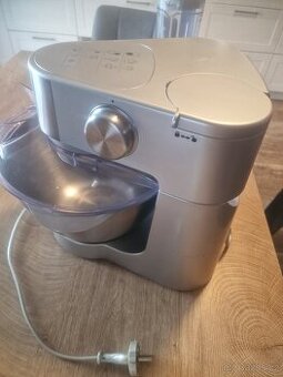 Kuchyňský robot Kenwood + příslušenství