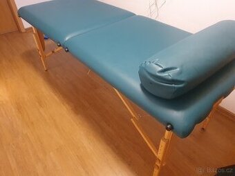 Masážní stůl dřevěný skládací