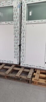 Vchodové dveře plastové