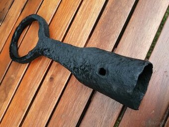 Kované očko z žebřiňáku