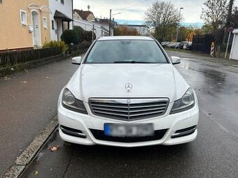 Mercedes CDI Kombi w204 rok 2013 – perfektní stav,servis