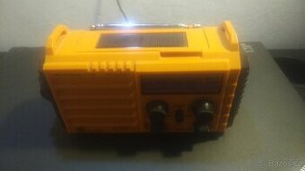 Prodám rádio se světlem, solárním dobíjením