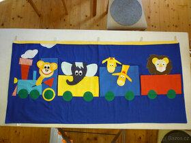 KAPSÁŘ za postel, dl. 150 cm