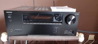 AV receiver Onkyo TX-NR6100