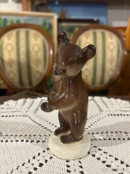 Lomonosov SSSR figurka medvěd