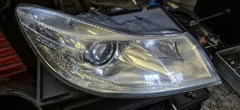 Škoda Octavia 2 facelift,pravý xenon