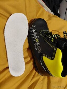 Dětské boty na běžky vel. 31