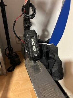 Elektrokoloběžka na náhradní díly