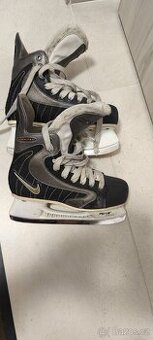 Lední brusle Nike vel 37