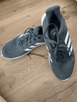 Chlapecké tenisky , 42