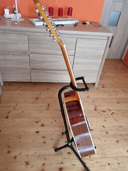 Prodám 12 strunou kytaru