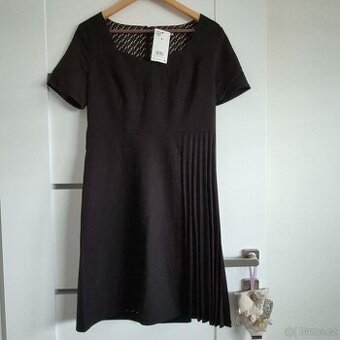 NOVÉ - Černé šaty ORSAY 40