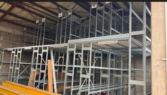 Pozinkované Regály na Pneumatiky,