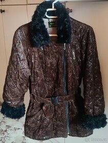 Dámská bunda. Vel. L . Top stav