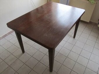 HISTORICKÝ JÍDELNÍ STŮL