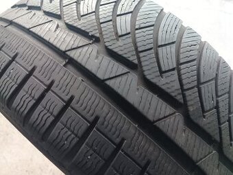 235/50 R17 MICHELIN (2420)