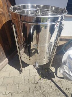 Nerezový zvratný medomet