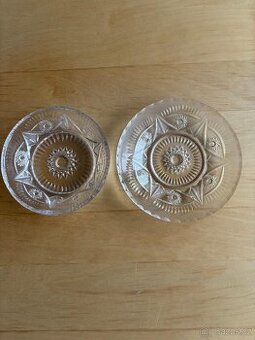 broušené misky a talířky