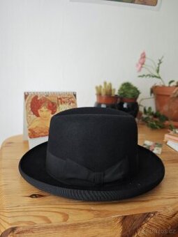 Starožitné klobouky