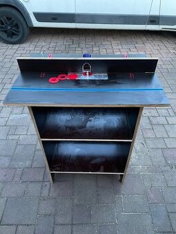 Frézovací stolek + Makita základna 196613-4 + zvedák