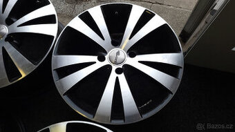 Krásné černo-chromové ALU disky 17" 4x114,3