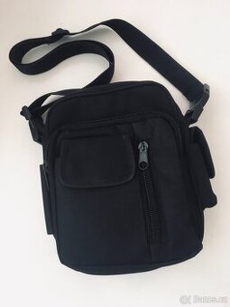 Taška přes rameno 20 x 25 x 8cm