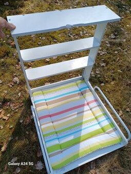 Závěsný přebalovací pult Roba včetně matrace