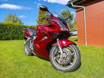 Honda VFR 800