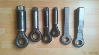 Prodám tažné oko navařovací, svařovací otoční, šrobovací