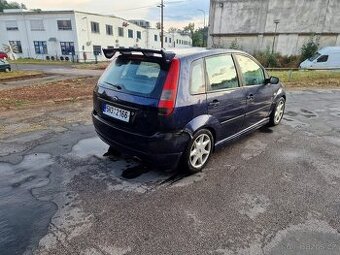 Ford fiesta 1.6 16V 74Kw 100koni, ST paket, r.v 2002, StK NE
