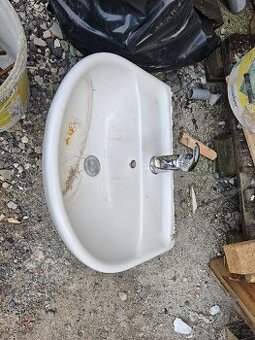 Umyvadlo včetně baterie - 1