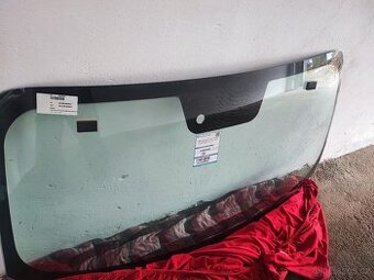 Čelní sklo Ford mustang VI 2015 až 2023