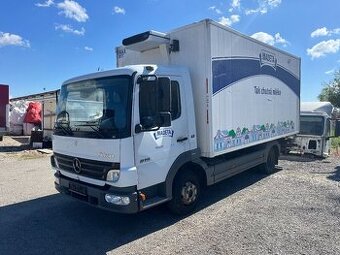 Mercedes Atego 815 l r.v. 2006 na náhradní díly.