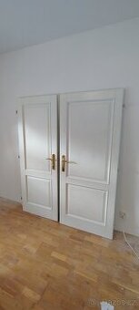 2 dveře dřevěné (70ky a 80ky)