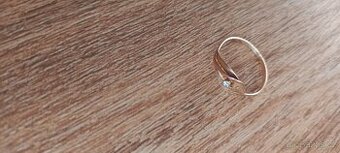 Zlatý prsten 14karát.