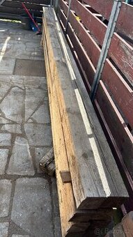 Prodám dřevěné trámy cca 9x9cm