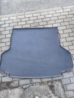 Vana do kufru  Kia ceed sw