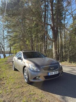 Infiniti G37x 2011 3.7 benzin/automat 235 kW