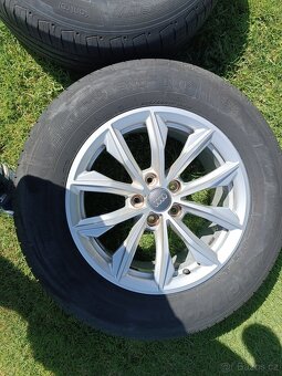Audi alu kola+ letní pneu - 1