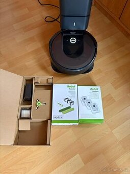 Roomba i7