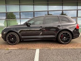 Porsche cayenne GTS