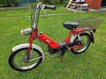 Babetta 207 s kartičkou, červená původní 1.
