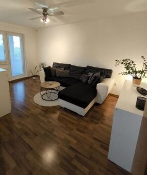 Pronájem bytu 2+kk s lodžií, ul. Přichystalova, Olomouc
