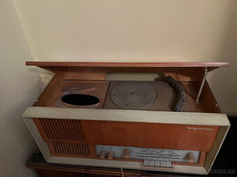Gramoradio Tesla Piano