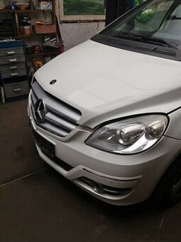 mercedes b200  245 dily