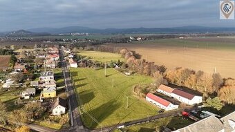 Stavební pozemek v klidné části Jičína – Robousy, 1 025 m²
