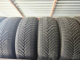 Celoroční pneu 185/60R15
