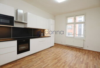 Pronájem bytu 2+1, 77m2 + balkon 10m2, Praha 2 - Vinohrady, 
